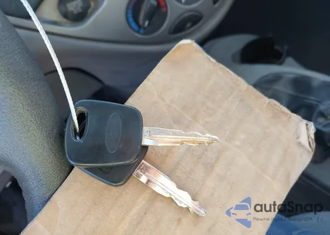 2003 Ford Focus Zx3 из США, поврежденный, VIN 3FAFP31393R115027